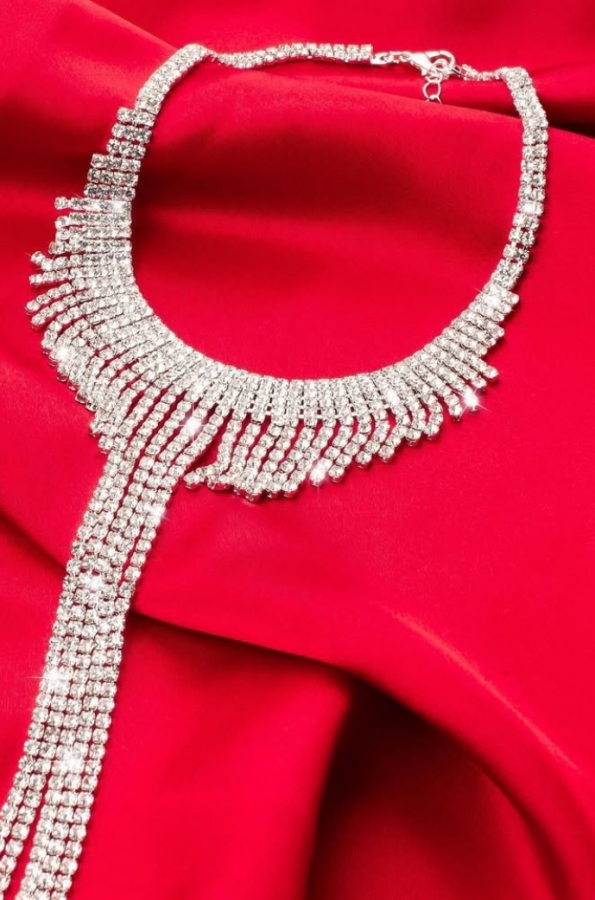 Necklace ties