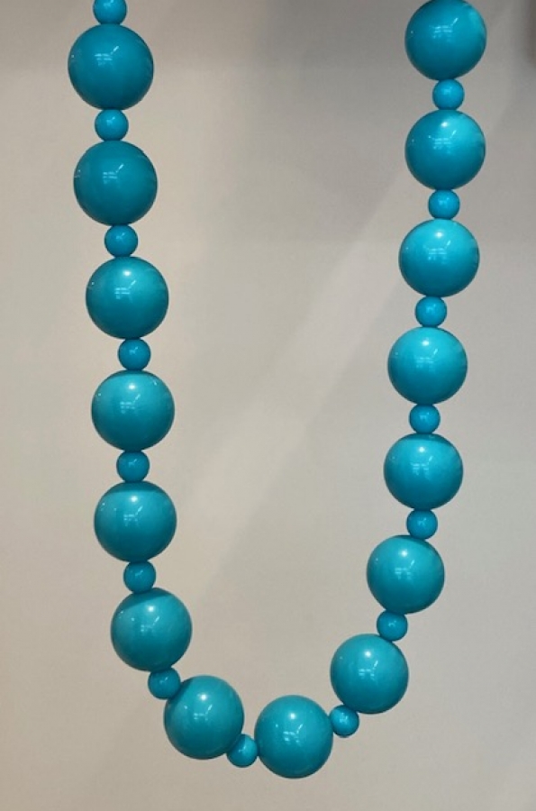 Beads necklace
